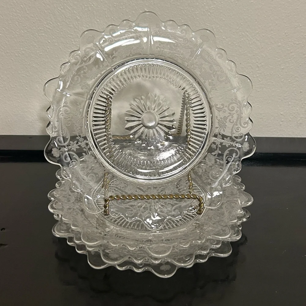 Cambridge Glass Chantilly Etched Set of 4 Bread Salad Plates‎